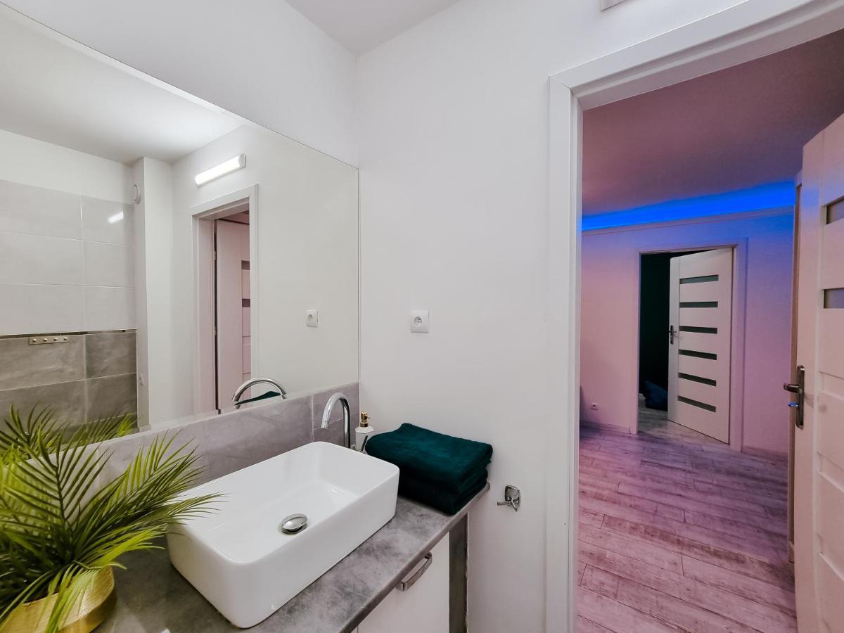Apartament Green Mragowo-Mazury,Blisko Plaza, Centrum! Wi-Fi! Luaran gambar
